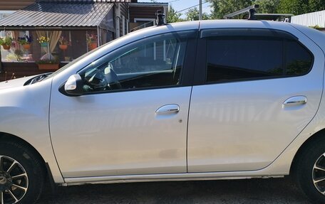 Renault Logan II, 2015 год, 950 000 рублей, 5 фотография