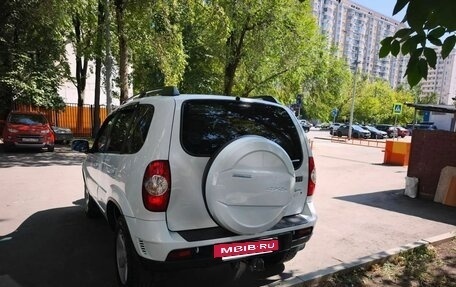 Chevrolet Niva I рестайлинг, 2013 год, 729 000 рублей, 11 фотография