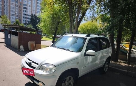 Chevrolet Niva I рестайлинг, 2013 год, 729 000 рублей, 15 фотография