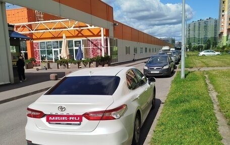 Toyota Camry, 2020 год, 3 050 000 рублей, 2 фотография