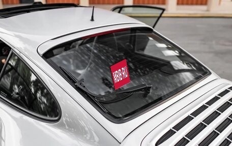 Porsche 911, 1998 год, 23 800 000 рублей, 8 фотография