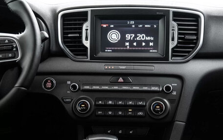 KIA Sportage IV рестайлинг, 2018 год, 1 695 000 рублей, 20 фотография