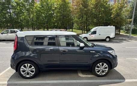 KIA Soul II рестайлинг, 2016 год, 1 700 000 рублей, 2 фотография