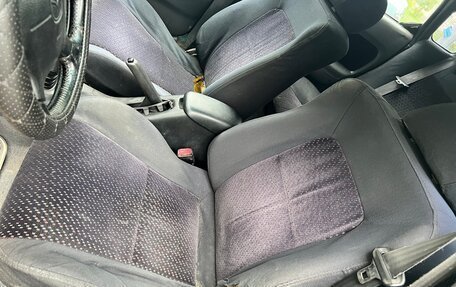 Mazda 323, 1996 год, 185 000 рублей, 8 фотография