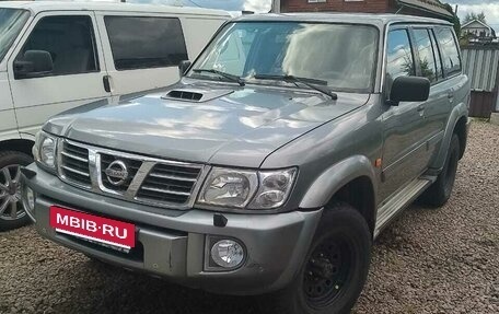 Nissan Patrol, 2003 год, 900 000 рублей, 2 фотография