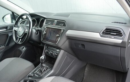 Volkswagen Tiguan II, 2020 год, 2 449 999 рублей, 19 фотография
