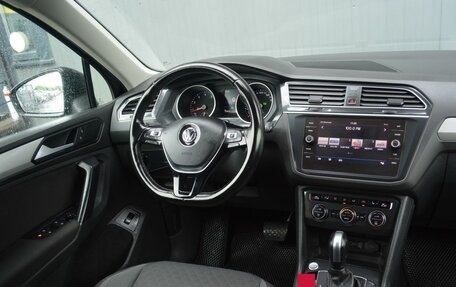 Volkswagen Tiguan II, 2020 год, 2 449 999 рублей, 12 фотография