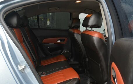 Chevrolet Cruze II, 2011 год, 469 999 рублей, 15 фотография
