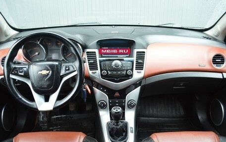 Chevrolet Cruze II, 2011 год, 469 999 рублей, 7 фотография