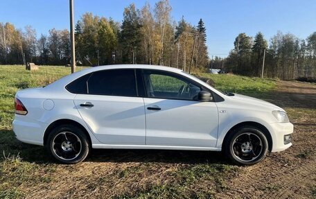 Volkswagen Polo VI (EU Market), 2017 год, 790 000 рублей, 2 фотография