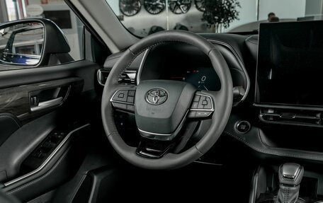 Toyota Highlander, 2026 год, 5 700 000 рублей, 12 фотография