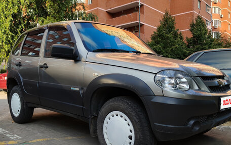 Chevrolet Niva I рестайлинг, 2014 год, 588 000 рублей, 1 фотография