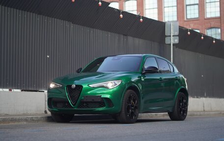 Alfa Romeo Stelvio, 2022 год, 6 800 000 рублей, 13 фотография