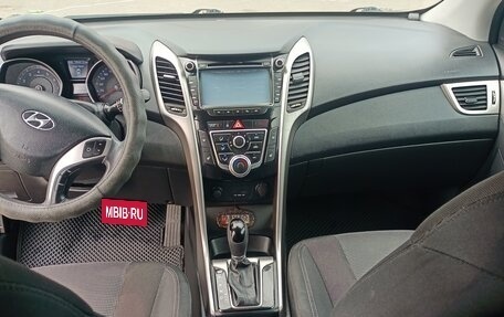 Hyundai i30 II рестайлинг, 2014 год, 1 200 000 рублей, 14 фотография