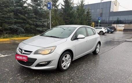 Opel Astra J, 2013 год, 430 000 рублей, 11 фотография
