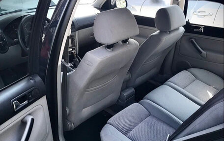 Volkswagen Golf IV, 2003 год, 1 000 000 рублей, 11 фотография