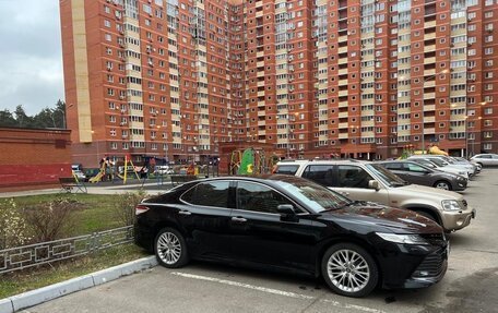 Toyota Camry, 2018 год, 3 080 000 рублей, 1 фотография