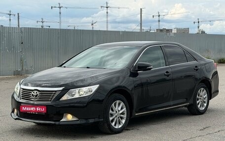 Toyota Camry, 2014 год, 1 580 000 рублей, 1 фотография