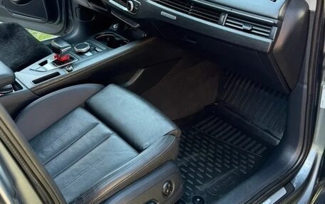 Audi A4, 2018 год, 2 500 000 рублей, 3 фотография
