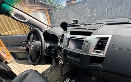 Toyota Hilux VII, 2013 год, 1 750 000 рублей, 5 фотография