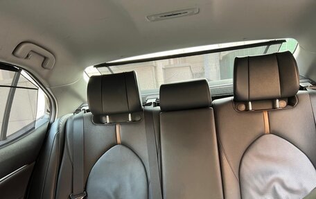 Toyota Camry, 2018 год, 3 080 000 рублей, 10 фотография