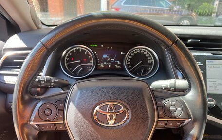 Toyota Camry, 2018 год, 3 080 000 рублей, 38 фотография
