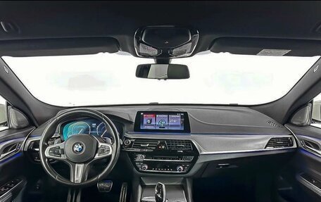 BMW 6 серия, 2019 год, 3 200 000 рублей, 16 фотография
