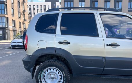 Chevrolet Niva I рестайлинг, 2010 год, 365 000 рублей, 4 фотография