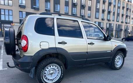 Chevrolet Niva I рестайлинг, 2010 год, 365 000 рублей, 5 фотография