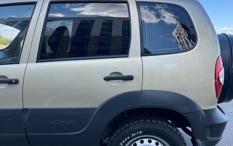 Chevrolet Niva I рестайлинг, 2010 год, 365 000 рублей, 8 фотография