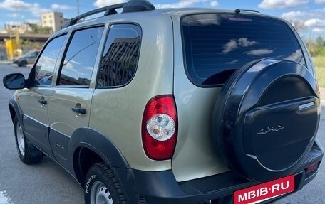 Chevrolet Niva I рестайлинг, 2010 год, 365 000 рублей, 14 фотография