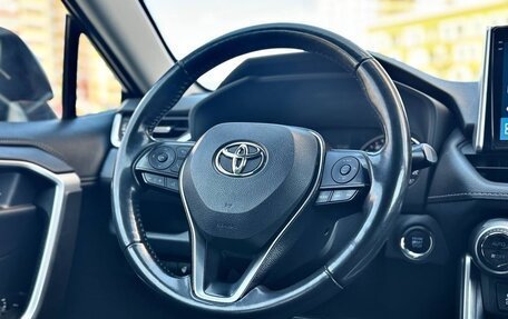 Toyota RAV4, 2021 год, 2 930 000 рублей, 13 фотография