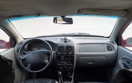 KIA Rio II, 2002 год, 250 000 рублей, 7 фотография