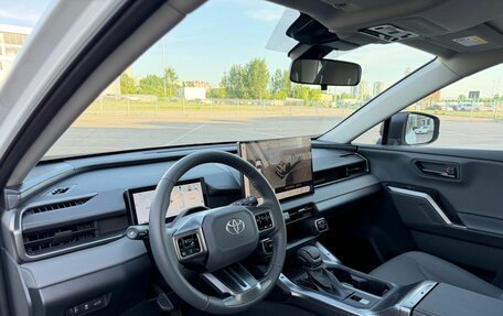 Toyota RAV4, 2026 год, 4 200 000 рублей, 26 фотография