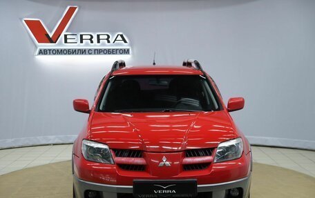 Mitsubishi Outlander III рестайлинг 3, 2004 год, 450 000 рублей, 2 фотография