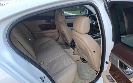 Jaguar XF I рестайлинг, 2011 год, 890 000 рублей, 25 фотография