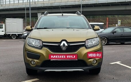 Renault Sandero II рестайлинг, 2015 год, 950 000 рублей, 2 фотография