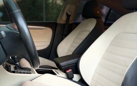 Volkswagen Passat CC I рестайлинг, 2011 год, 780 000 рублей, 16 фотография