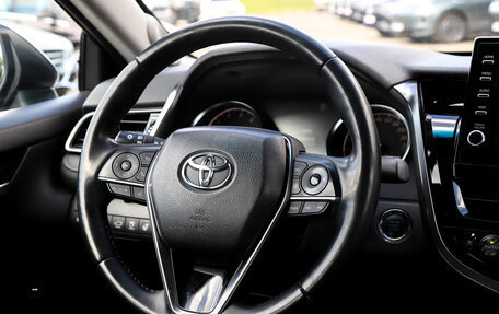 Toyota Camry, 2021 год, 2 940 000 рублей, 15 фотография
