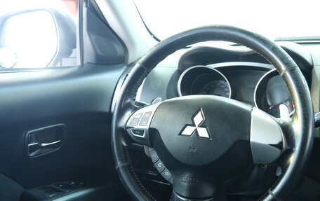 Mitsubishi Outlander III рестайлинг 3, 2008 год, 1 099 000 рублей, 12 фотография