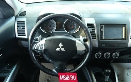 Mitsubishi Outlander III рестайлинг 3, 2008 год, 1 099 000 рублей, 11 фотография