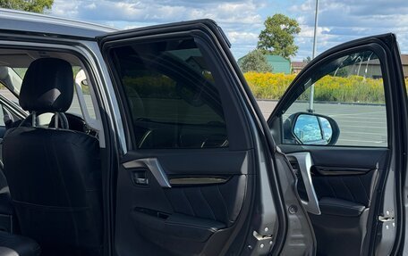 Mitsubishi Pajero Sport III рестайлинг, 2018 год, 3 300 000 рублей, 10 фотография