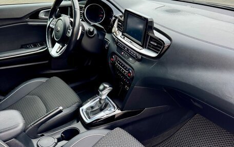 KIA cee'd III, 2019 год, 1 920 000 рублей, 12 фотография