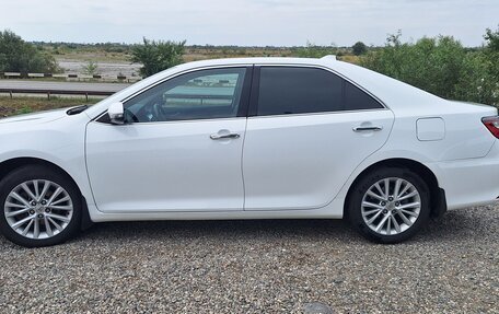 Toyota Camry, 2015 год, 1 900 000 рублей, 6 фотография