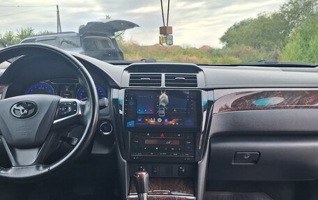 Toyota Camry, 2015 год, 1 900 000 рублей, 16 фотография