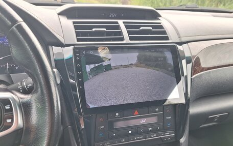 Toyota Camry, 2015 год, 1 900 000 рублей, 17 фотография