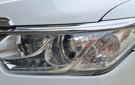 Toyota Camry, 2015 год, 1 900 000 рублей, 24 фотография
