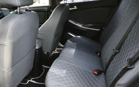 Hyundai Solaris II рестайлинг, 2012 год, 700 000 рублей, 7 фотография