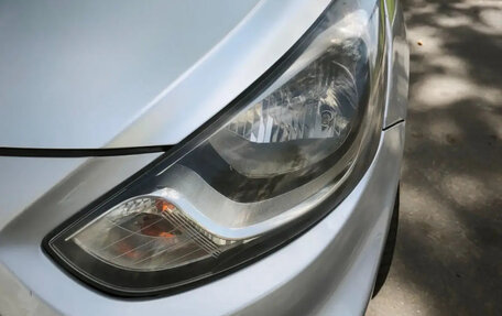 Hyundai Solaris II рестайлинг, 2012 год, 700 000 рублей, 9 фотография
