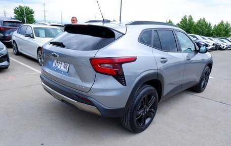 Chevrolet Trax, 2023 год, 1 750 000 рублей, 6 фотография